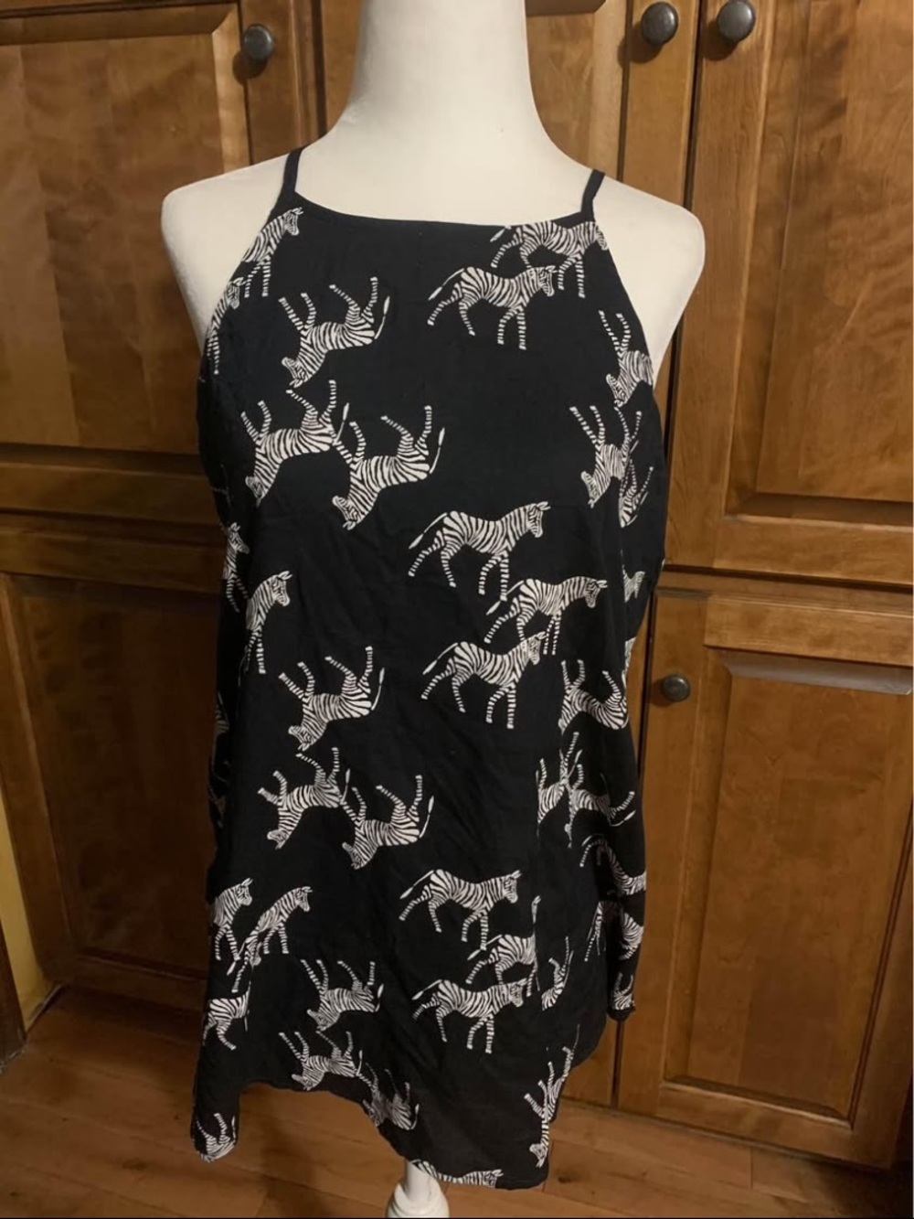 old navy womens zebra blouse black white size small material modal great cond
